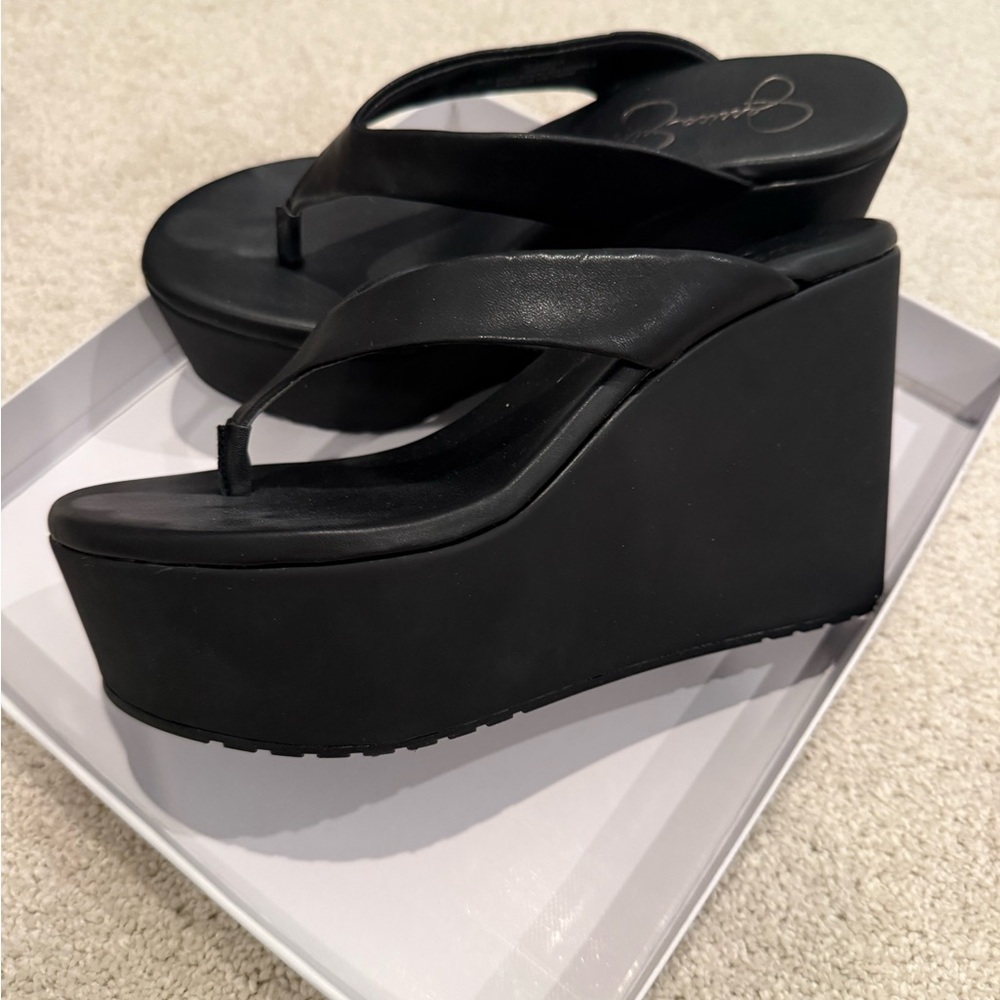 Jessica Simpson Black Platform Sandals - Picture 2 of 4